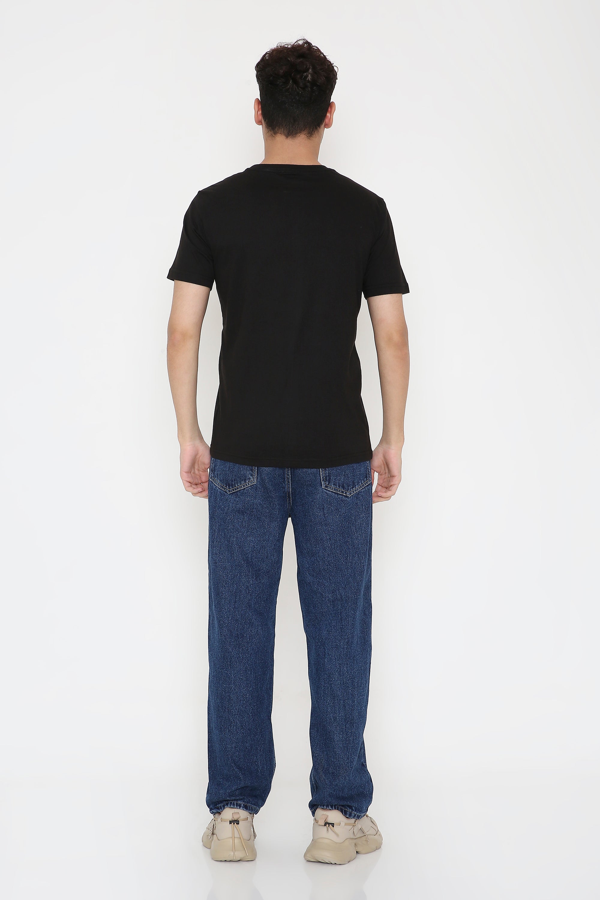 Strong And Free Canada Print T-Shirt in Black