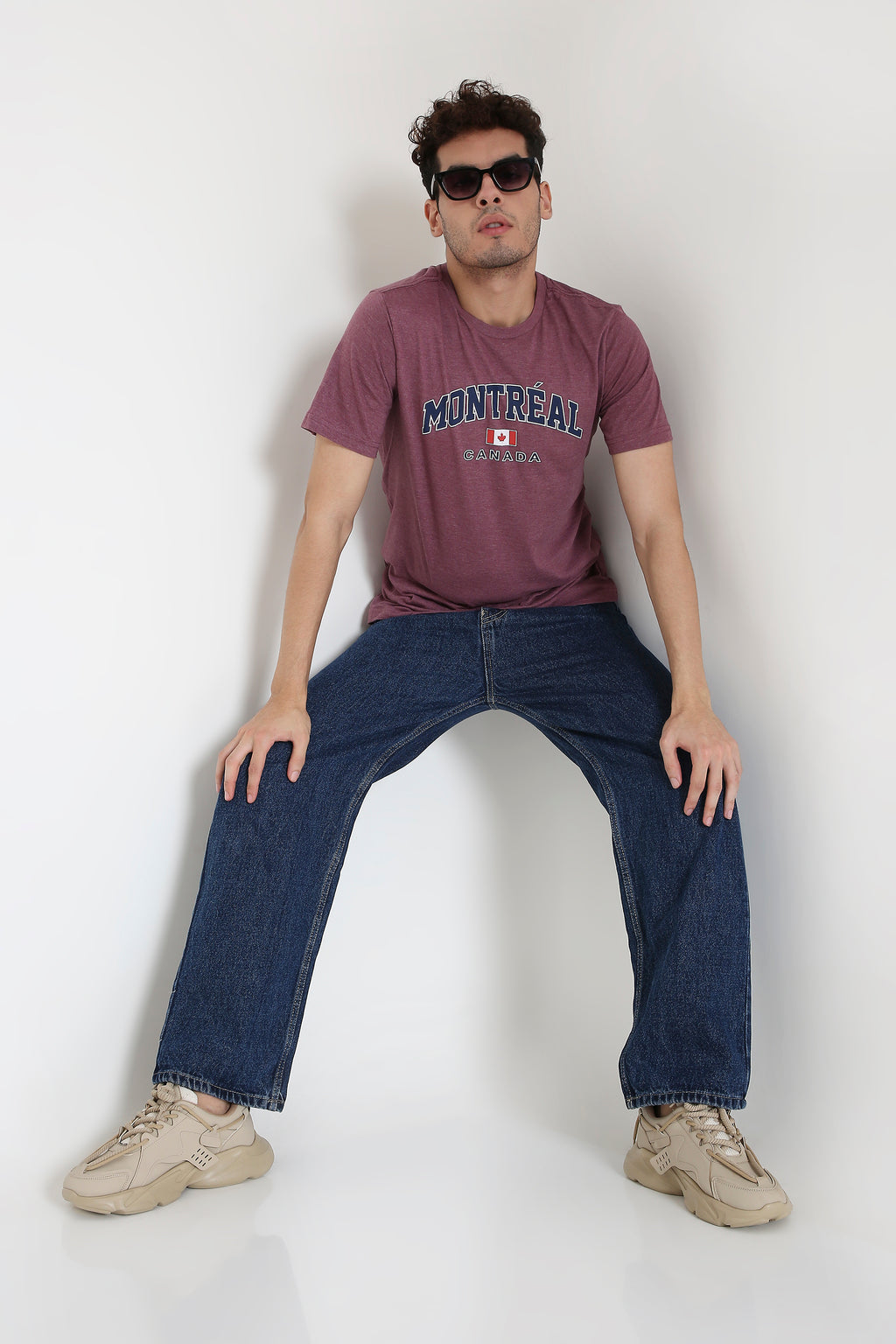 Montréal Canada Print Men's T-Shirt in Maroon Melange