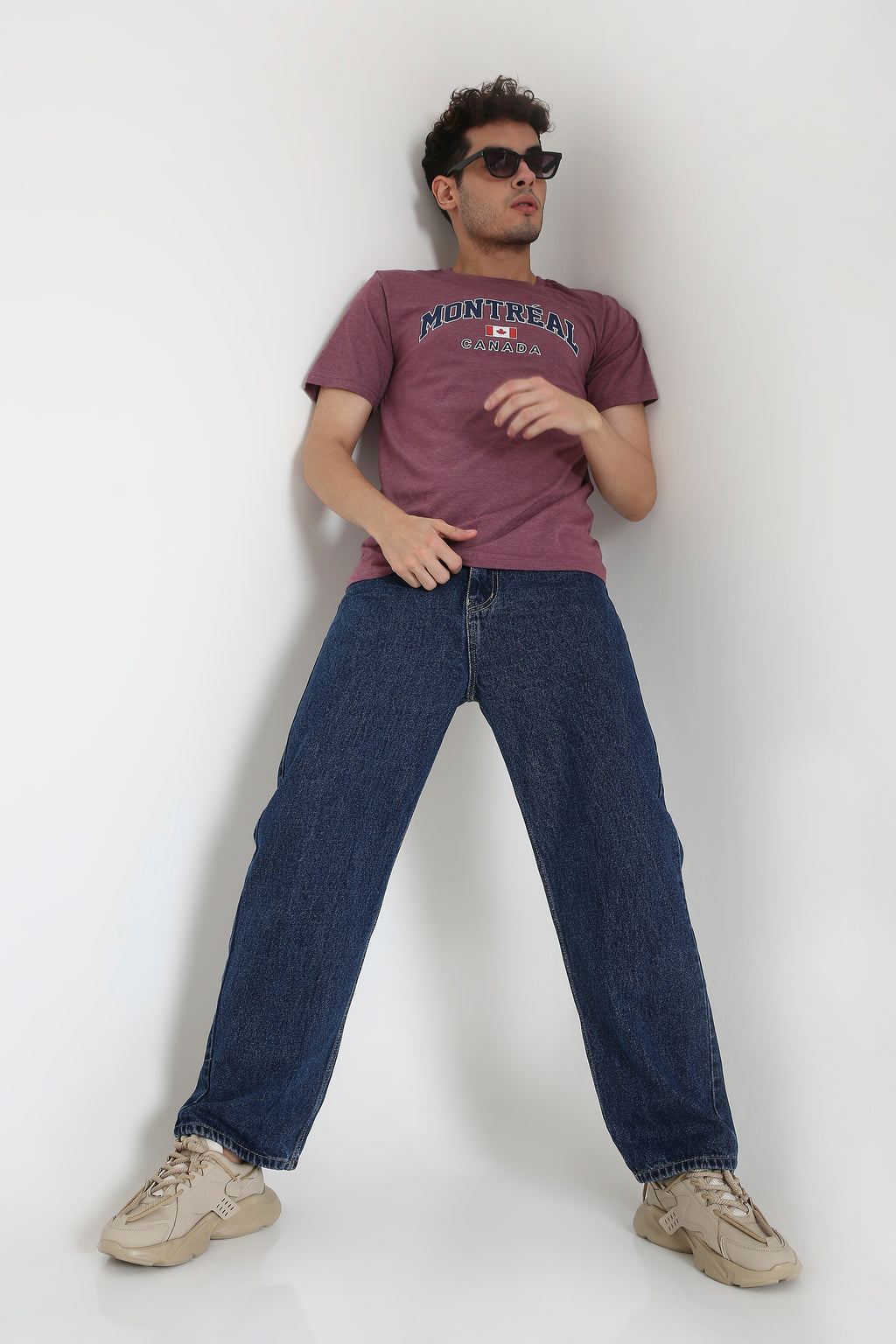 Montréal Canada Print Men's T-Shirt in Maroon Melange