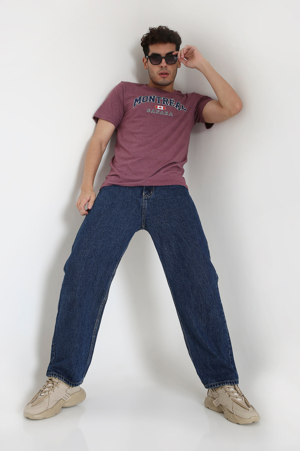 Montréal Canada Print Men's T-Shirt in Maroon Melange