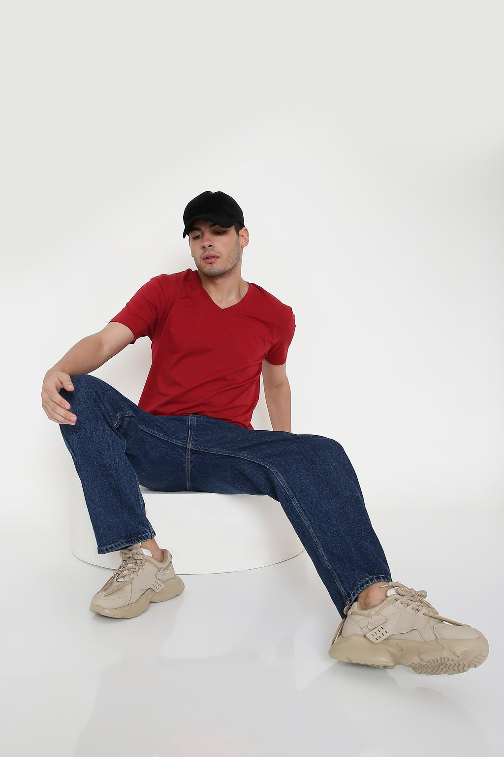 Plain V-Neck Half Sleeve Men's T-shirt in Red