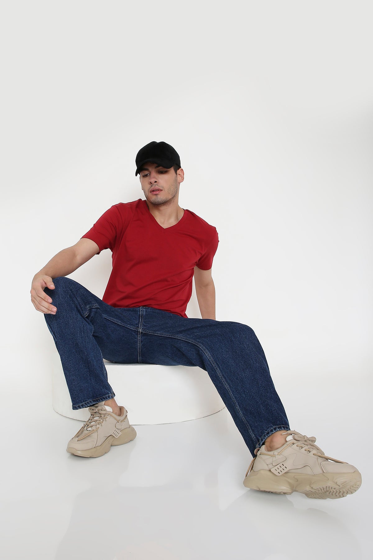 Plain V-Neck Half Sleeve Men's T-shirt in Red