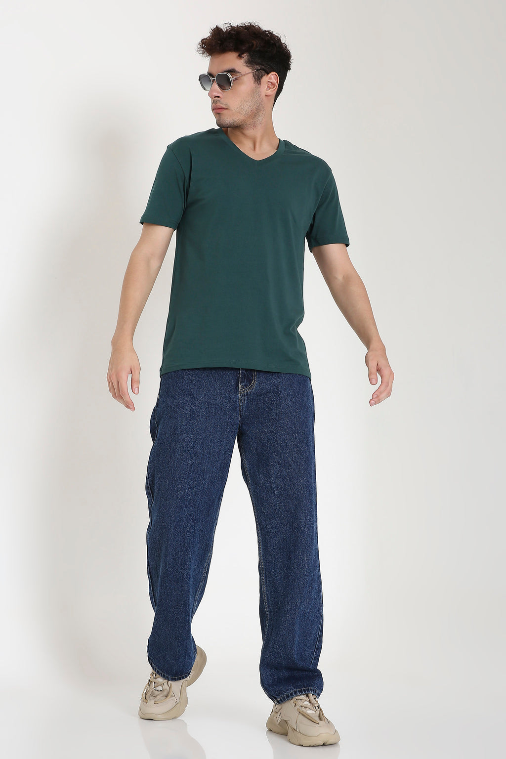 Plain V-Neck Half Sleeve Men's T-shirt in Dark Green