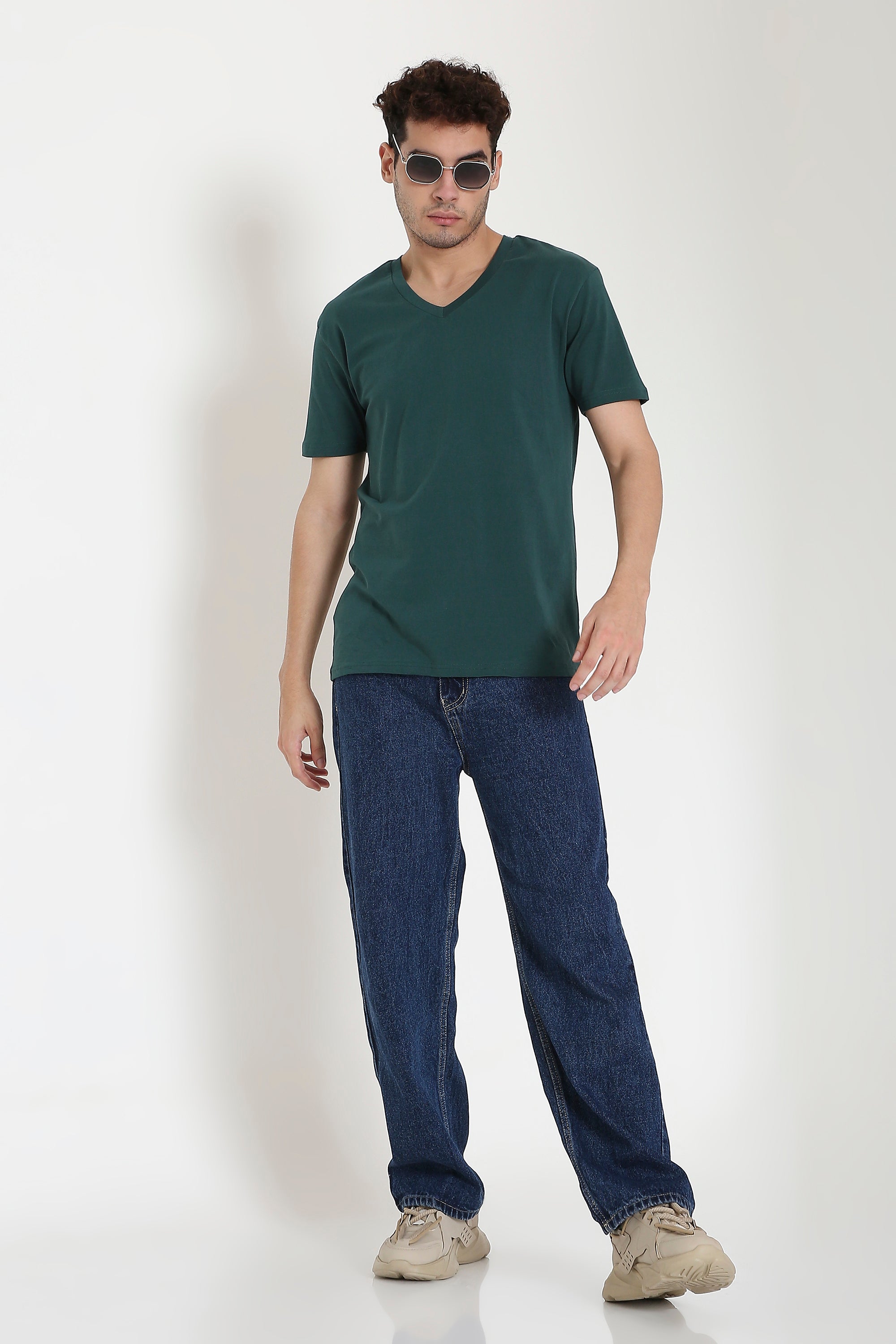 Plain V-Neck Half Sleeve Men's T-shirt in Dark Green